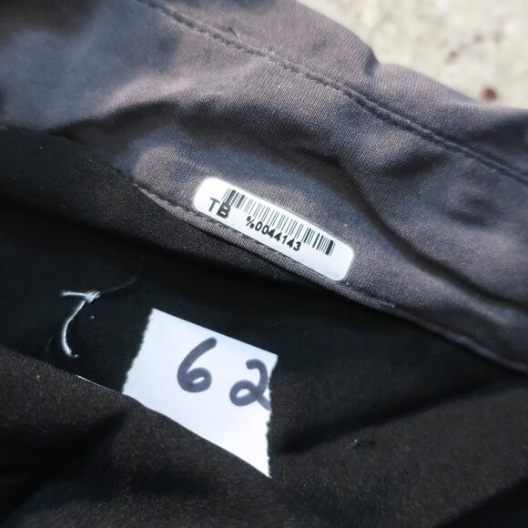 Womens Bloomingdale's Gray Black Colorblock Button-Up Blouse Shirt Top M - Picture 6 of 6